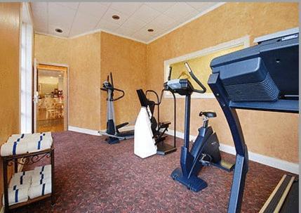 Greenville Inn & Suites Bagian luar foto